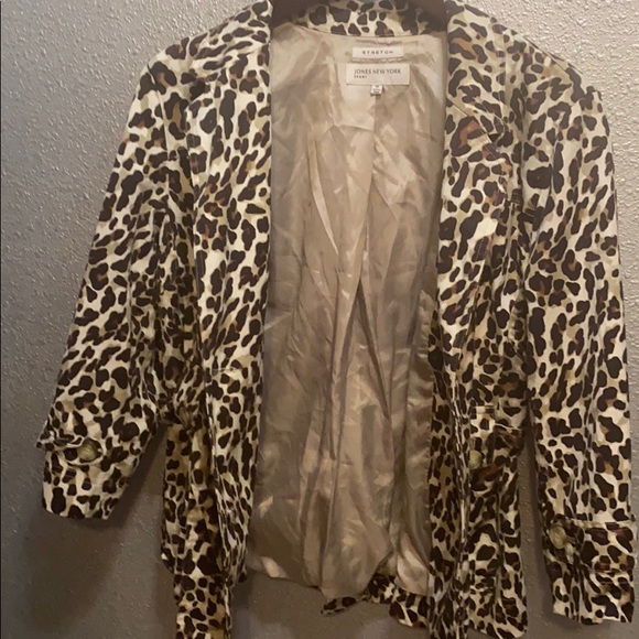 Leopard Print Jacket by Jones New York M! - Picture 6 of 7